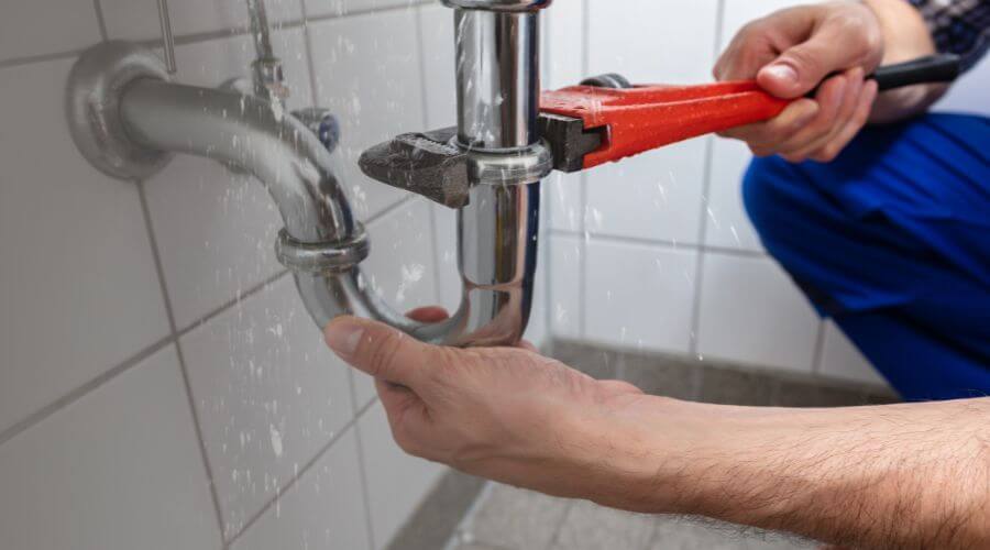 Expert burst pipe repair services in Batavia, OH